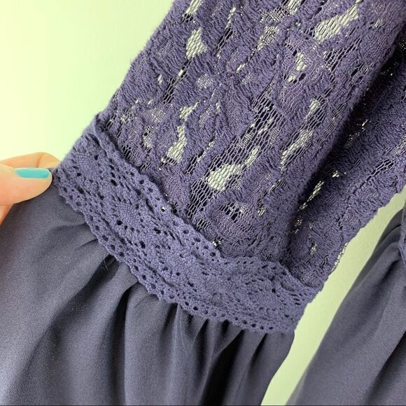 Sun & Shadow Purple Lace Inset Peplum Top Bell Sleeves M - Picture 8 of 15